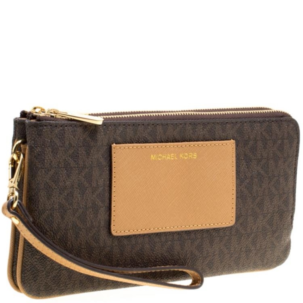 Michael Kors Wristlet